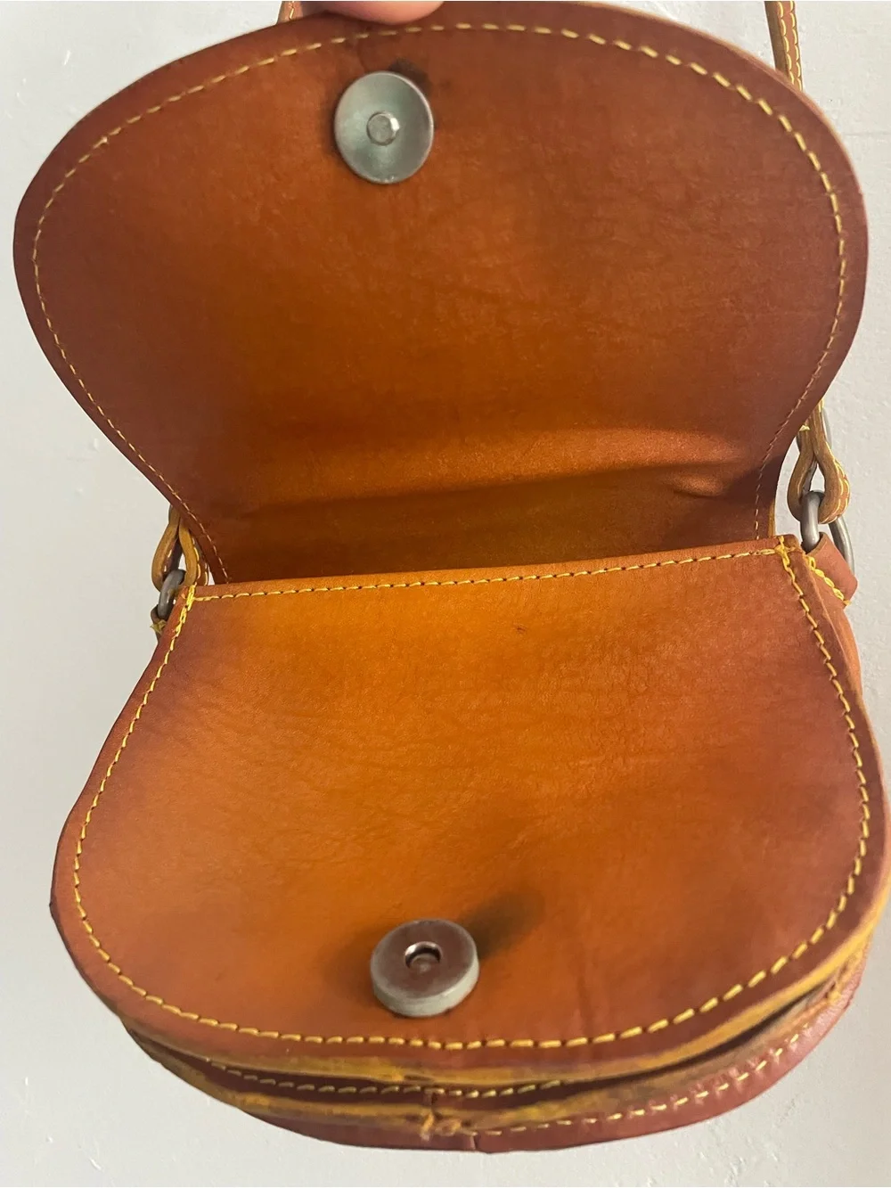 Leather Saddle Crossbody Bag in Chestnut Brown handmade in Italy Florence NWOT
